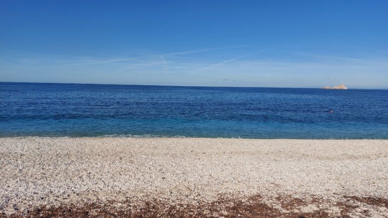 Spiaggia incontaminata della Costa degli Etruschi