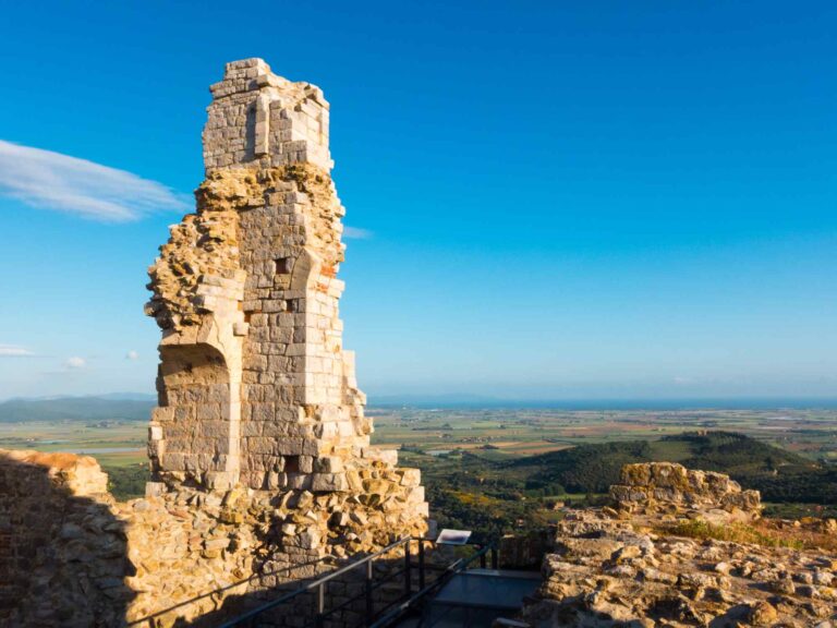 La Rocca a Campiglia Marittima